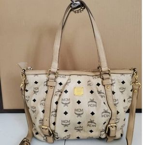 MCM VISETOS CREAM SHOULDER BAG